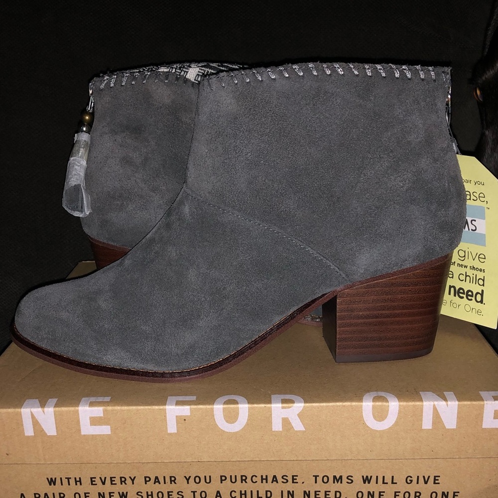 Never worn TOMS Leila Castlerock Grey Suede ankle boots. Size 9.5